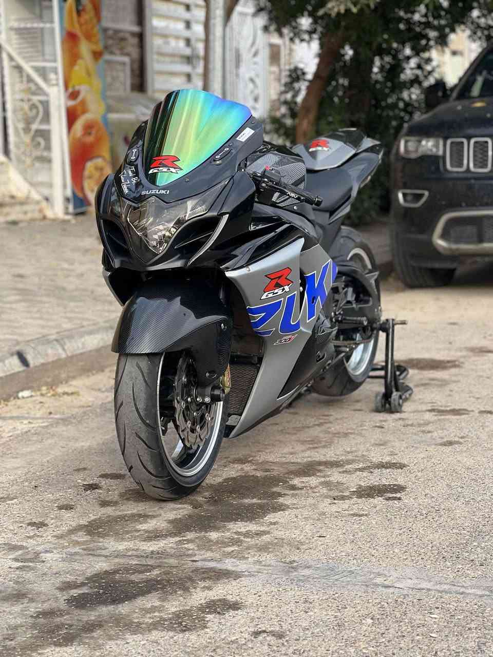 للبيع✅
دراجه جكسر  1000 يابانيه 
موديل 2012 رقم وسنويه جدد تحويل ثاني يوم..اسويجات اثنين.. 
مبرمجه ٣ مودات بالخارج يم فهيم❣️كفراتها اصليه ..
بيها اويالى مال جكسر 2016 كروم
وفلنجات اماميه وخلفيه رياضي
وبكره زنجيل اماميه وخلفيه فورتكس 17 رياضي
وصالنصه بروكس وسلايدرات رياضي..فيت بم رياضي..تهبيطه خلفيه رياضيه..وقطع كاربون  واقيه زنجيل ..وغلاف تانكي وجاملغ رياضي مال هاي بوزه الجيل الثاني..والدراجه خير من الله تجي وشوف بعينك  والشراي بي خير ويدلل ماقصر وياه❣️❣️
للاستفسار الاتصال على الرقم ***********
