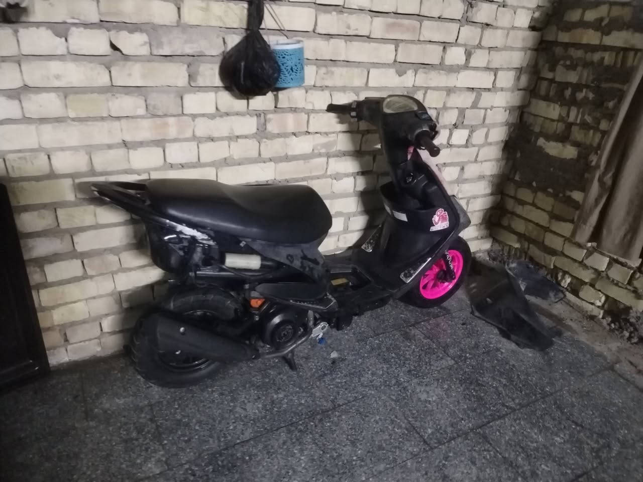 سلام عليكم عدلة للييع خير من الله ترايك لكربلة شراي تعال خاص 400 بيهة مجال او مراوس ***********
