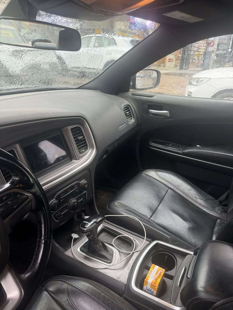 جارجر 2019 sxt بدون حادث كلين ماشيه 70 كامل مواصفات عده الفتحه تشغيل على بعد تحكم بلمري تدفئه تبريد كشنات ستيرن تدفئه تبريد الكشن حاضن الجلد الاصلي مالتها غرفتها نضيفه كير محرك مكفولات السياره باسمي داخله  احولك ثاني يوم بحادث غرق دعم وتسيير بس هيه ماغركانه فقط قرار 
السياره خير من الله من الدوام للبيت من البيت للدوام سعرها 215 وبيها مجال


**إذا كنت صاحب هذا الإعلان وتريد حذفه لأي سبب، رجاءا أرسل رسالة إلى الدعم الفني**