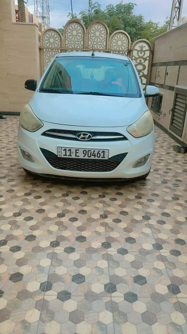 هوندي اي 10 رقم بغداد موديل2013 جاهزه من كل نواحي بيه ضربه جاملغ لامامي  لايمن  لسعر 80وبيها مجال قليل لمكان واسط صويره لستفسار أكثر اتصل  ***********
