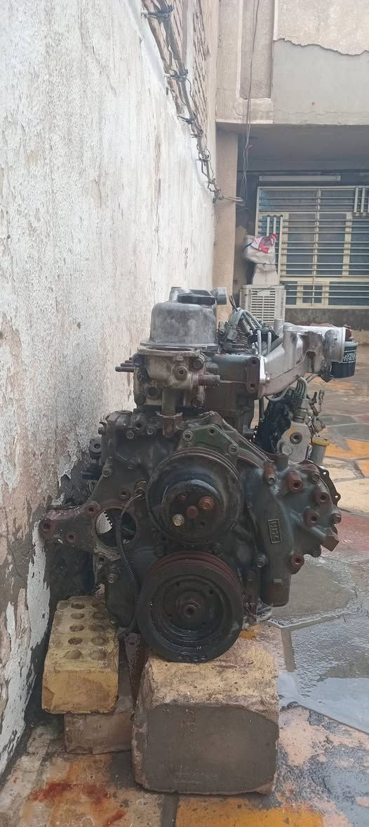 السلام عليكم  للبيع محرك كنتر مسيوبيشي ١٠٤    ٣٣ اتصل على الرقم ***********
