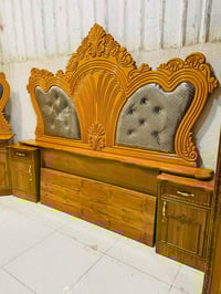 سرير • أثاث خشبي