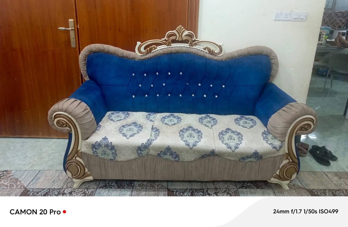 تخم ملكي 10نفرب300
جرابي وحده55
ميز90


**إذا كنت صاحب هذا الإعلان وتريد حذفه لأي سبب، رجاءا أرسل رسالة إلى الدعم الفني**