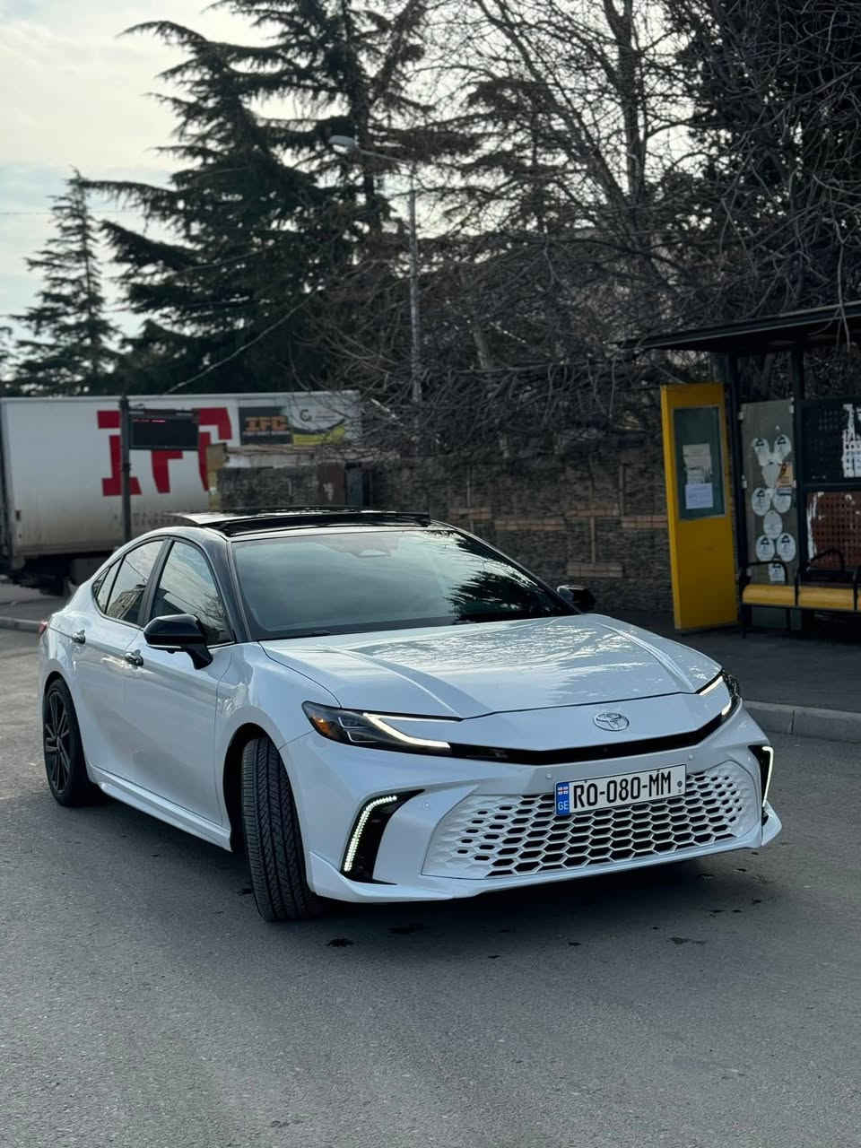 حاليا
السيارة للبيع من #السليماني_العراق 🇮🇶 
تويوتا كامري 80 للبيع
السنة-2025 
محرك-2.5 هجين
المسافة المقطوعة - 13 000 كم
السعر 30,000 دولار


**إذا كنت صاحب هذا الإعلان وتريد حذفه لأي سبب، رجاءا أرسل رسالة إلى الدعم الفني**