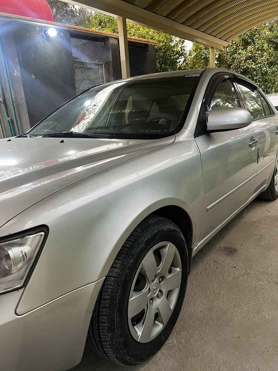 السلام عليكم 
سوناتا 2008 أمريكي 
6 سلندر 3300cc
حادثها بنيد  و الجاملغات الأمامية مصبوغه بدون دواخل 
الباقي كفاله
ماشية 137الف 
فتحة 
محرك كير مكفول بلادي 
صدر جديد 
تايرات جديد 
عليها إدامة كاملة 
باسمي شخصياً 
السعر 92 و بيها مجال 
*********** واتساب اتصال
*********** 
مكاني بغداد التاجي
