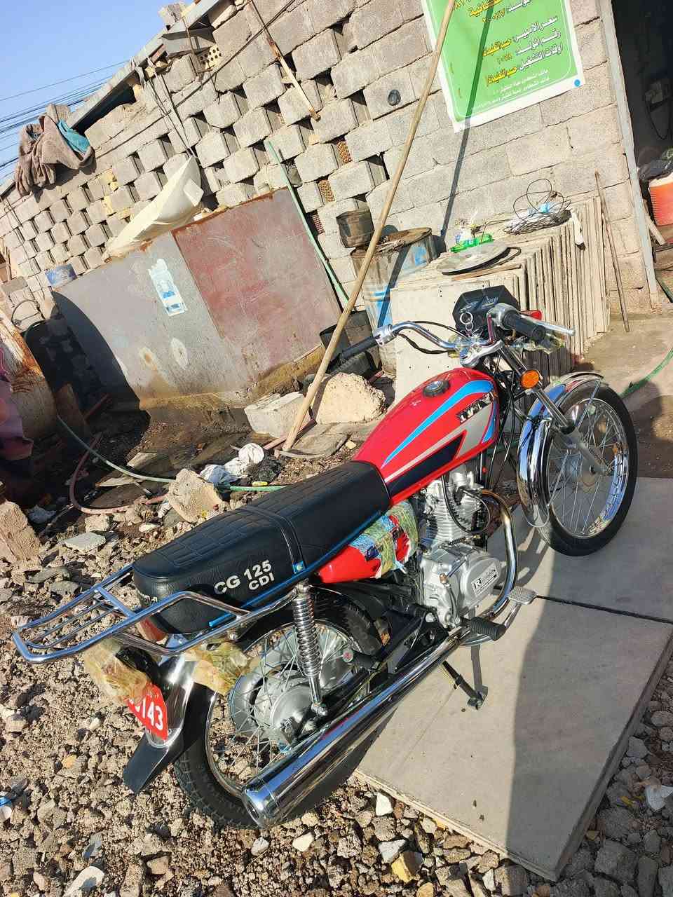سلام عليكم نامة مديل 27 مستخدمة 3 اشهر فقط كفالة عامة سعرة 700 وبية مجال شراي اتصل وتدلل ***********
