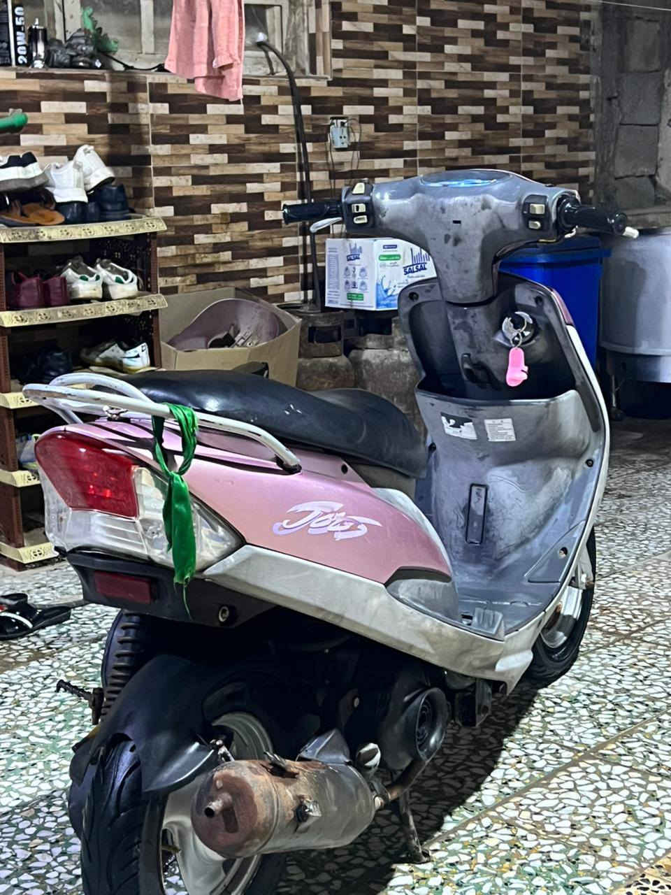 ماكس قجمه للبيع 750 الدراجه بلاديه ما مفتوحه شرط الشلعه و المعدل مكاني الصالحيه غراضها كامله و كلشي شغال رقمي ***********
