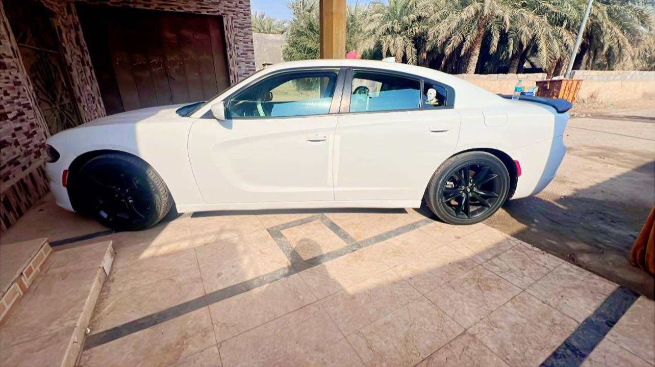 بسم الله
ياالله 
قرن المنشور قبل لا تتصل 

***********

للبيع جارجر 
مديل 2016 
رقم بغداد  مميز  بسمي انكليزي تحويل مباشر 
السيارة فول مواصفات واحد على واحد 
شفتات ستيرن 
كشن حضن  جلد 
خزن ميموري 
دكمه سبورتج
فول الخير 
مكينه 
كير كسن حداده كفاله 
حادث مريكه بل شاصي عكس السايق فقط الشاصي شفر ومسحوب ومصلح لا كص ولا الحيم سحب فقط ايرباك دشبول ضارب 
وهنه بل كراق عدي بنيد وصبق شبر جاملق على 
صار بيها حرك بسبب قاعدت فيوزات بنيد حترك وشبر جاملق مانفتح على وضعا باقي بنيد مامبدل على وضعه والجاملق مامصبوق هم على وضعه باقي  ضفيره جديده شديت مال مديل 2023   
 
السعر 190 وبي مجال بسيط  والي ميعجبع السعر بس كلمت الله يرزقك ويرزق الجميع والسوك كلشي بي 

مكاني البصرة الدير 
والرزق من الله   @إشارة
