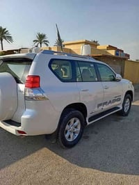 للبيع سياره برادو فئة TXL سياره نضيفه سنويه جديده رقم بغداد انكليزي تح...