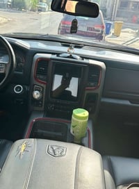 للبيع شاشة تيسلا مال رام كلاسك السعر ٣٠٠$  للتواصل خاص او على الرقم ٠٧...