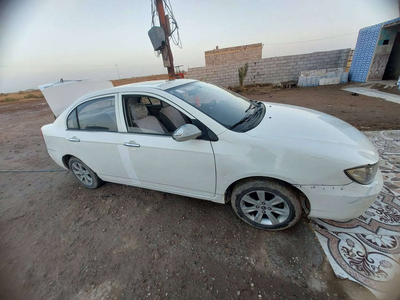 سلام عليكم 
للبيع ليفان مديل 13.سنويه نافذه بل 23 مكينه بيها خيط بخار كير مكفول كهربائيات اشاير دشبول دوشمه كله شغاله بيها تعميرات مال خياس. لسعر 32 وبيها مجال مكان ميسان   ***********
