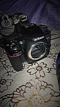 كامره نيكون 7500للبيع نضافه 90 الستفسار 07721287848