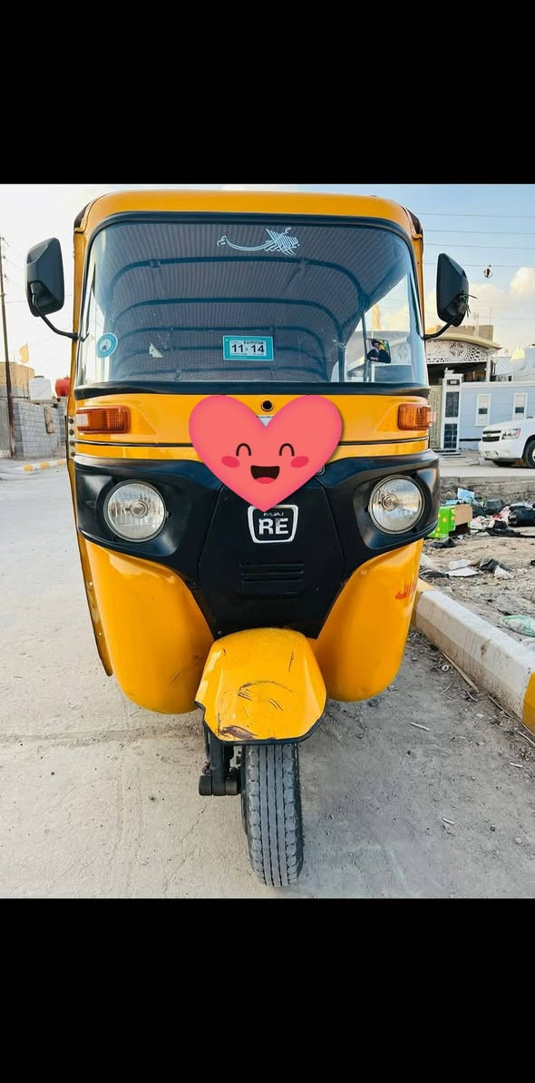 تكتك لبيع موديل 21رقم سنويه لوحه نگليزي مكان حي اور  تحويل ثاني يوم  بيها حار بلصفحه تقريبن شبر باقي تفاصيل ع رقم ***********
السعر ٧ وبيه مجال 
لا تبخير ولا تنقيص . التكتك كبل للشغل الله شاهد
شباب رحم لهلك اذا ما تشتري لا تكسر بسعره
والله حتى للسوك ما رايح الله يشهد عليه ولا عارضه 
تعال كلب وبيك خير وتدلل
