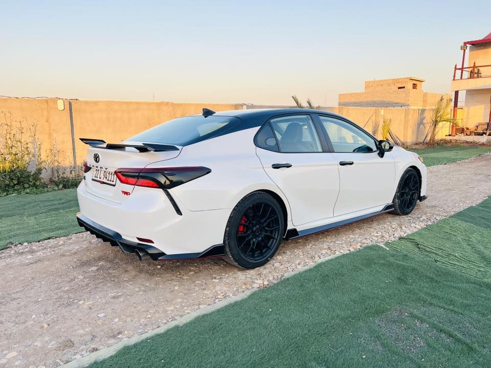 السلام عليكم للبيع 
تويوتا كامري.  TRD 2022 فوول مواصفات 
محرك3500  6 سلندر 
تو كلر 
نقاط عمياء 
لحاية بلادية 
بصمة تشغيل و ابواب
لايتات لد امامي و خلفي
كراسي كهرباء 
سايد بريك بصمة
اوتو هولد
رادار توقف ذاتي 
رادادات محيطية
انظمة قيادة متعدده 
شفتات ستيرن 
( حادثها بسيط و صور الحادث ورقم الشاصي بالصور ) 
ماشية 84 الف  السيارة حدادية صدر وتراي خير من الله 
للاستفسار *********** او *********** السعر 245 وبيهة مجال حق الجية
