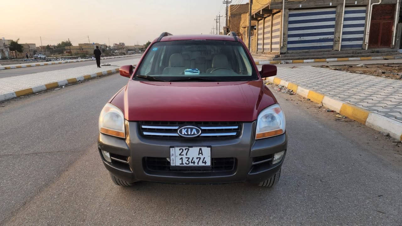 سبورتج موديل 2009رقم ذي قار انكليزي محرك وكير مكفولات حجم المحرك 2000اسياره جمالية جماليه  اثر جراد  مكفوله من الضربه ولخياس  اسياره  جاهزه بي  نقص شي بسيط سعر ٨٨ بي مجال بسيط  مكاني الناصريه مركز ***********
