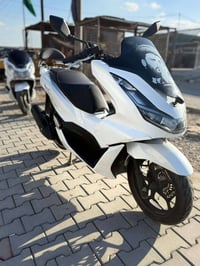 دراجة pcx جيل لرابع حساس ازدحام  حساس تايرات تدفئة بل اليدات ستان كهرب...