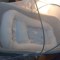 غراض نوم اطفال بيعه شلعه وحده جديدات مستخدمات قليل ب 100 الف وبيها مجا...