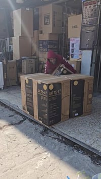 الحمد لله على بركاته و نعمته ((اخلص لمن تخدم فإن المخدوم اخلص لك بدمه)...