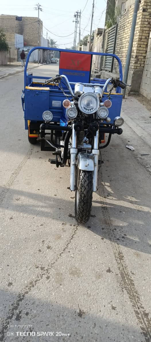 ستوتة للبيع موديل 21 اوراق اصولي 
الستوتة  مصبوغة حراري لون مطابق 
اسبيرهة ما نازل 
الستوتة حلوة وخير من اللة شغل وطلع للبصرة 
السعر خاص العنوان ديوانية
 الرجاء لحد يعلق ويقلد ابو خبرة الستوتة مال جناي كاملة من كلشي ***********
