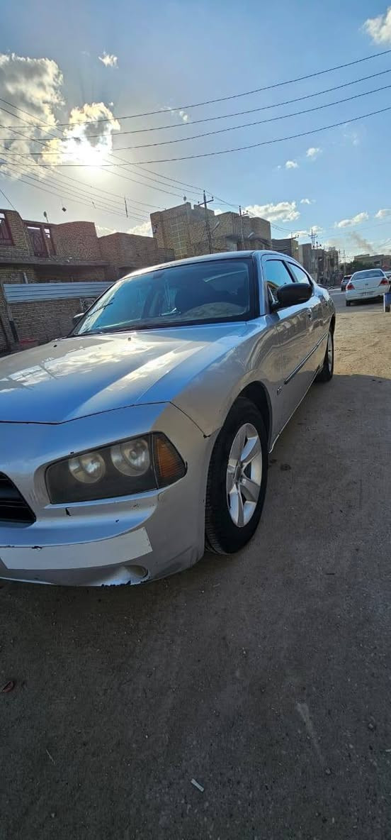 جارجر 2010
محرك 3500 

ماشية 180 ميل 

حادث جاملغ وبنيد 

محرك جديد 

حدادية صدر امامي كامله بعده بالضمان

رقم بغداد انكليزي
مكاني ناصرية _ حي الامير 

للاستفسار ***********
