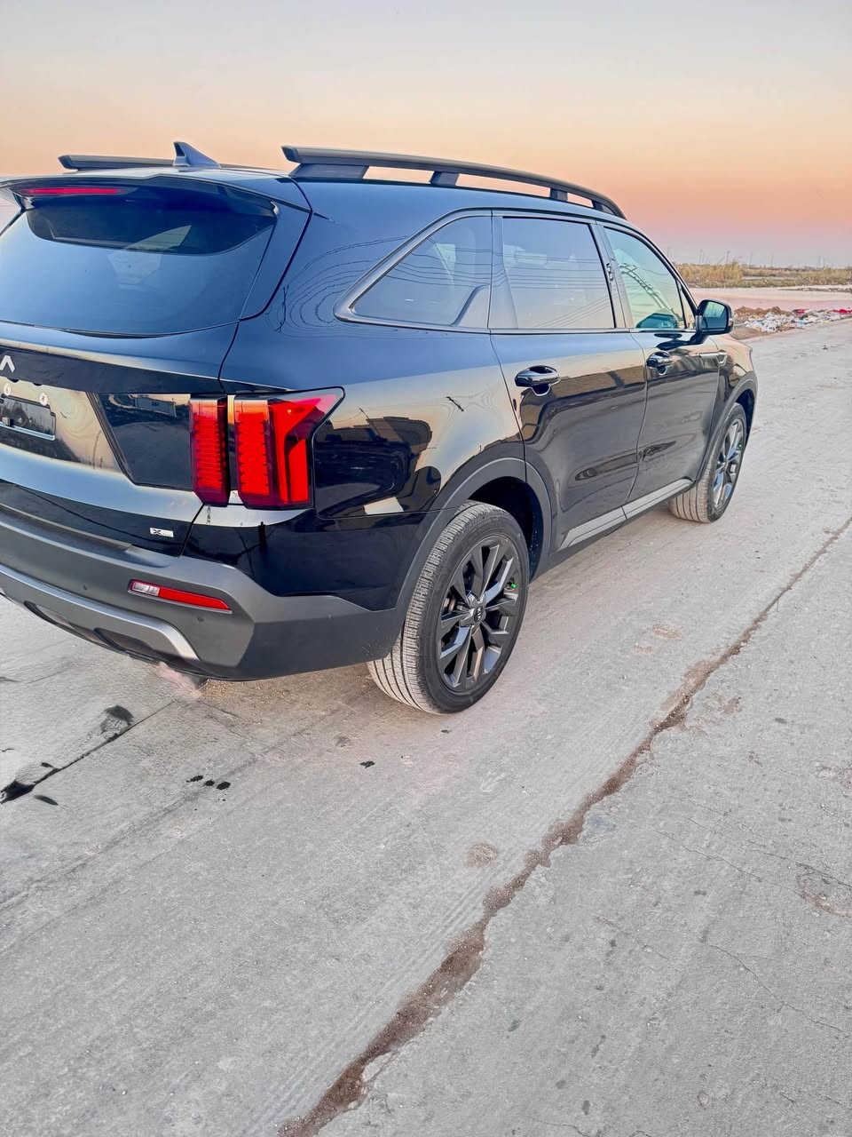 كيا سورنتو 2023 EX xline
بدون رقم تترقم اي محافظه
فول مواصفات 
محرك 2500 تيربو عداد المسافه 7 الاف 
جديده جدا بنوراما رادار حساسات كامره  ايرباك استيرن وبرده صور الضرر والسونار على لواتساب *********** بغداد, العراق
