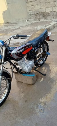 موتوسيكل • للبيع