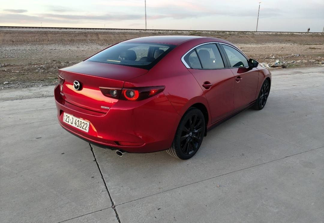 2024 Mazda 3 Select Sport
مازدا 3 سبورت 2024 فول مواصفات 
سعر 148 $ 
رقم سليمانيه بأسمي 
سياره كلين بدون حادث حته دعاميان بشرط 
ارباك كله على وضع شركه 
سياره ماشيه 8 الف زيرو جديد بمعنى الكلمه 
رقم شاصي منشور تكدر تشوف صور أمريكا
دزلي رسالة واتساب ادزلك صور و فيديو للسياره
للاتصال *********** + واتساب كركوك, العراق
