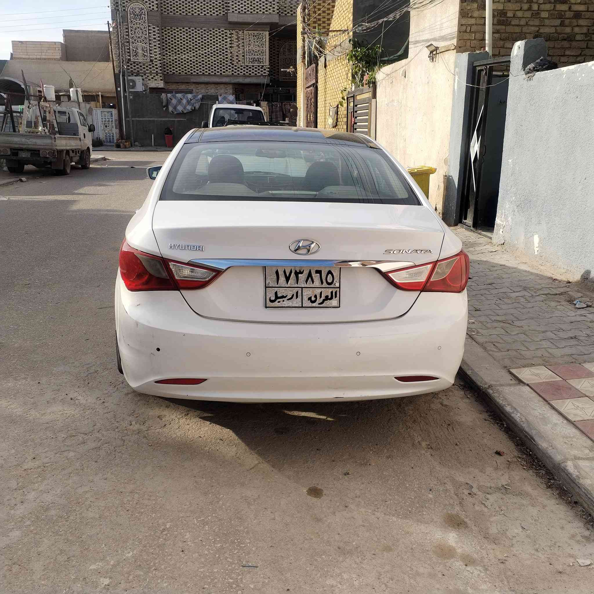 السلام عليكم
سوناتة مضلع مديل 2011 خليجي 2400
فول مواصفات عدا البصمة
بنراما شفتات ستيرن مري شفط كرسي كهرباء تبريد قطعتين فول هدا البصمة
السياره بيها قطعتين صبغ وبيها البنيد راجعة علي سياره ومسحوب ومعدل عايز تكحيل. نصبتها حلوه 
تبريدها عايز كمبريسر ، 
السعر ٩٧
وعليها غرامة ٧٥٠ يعني خمس ورقات تنزل من سعرها
يصير ٩٢
 العنوان النجف الاشرف 
للاستفسار
***********
