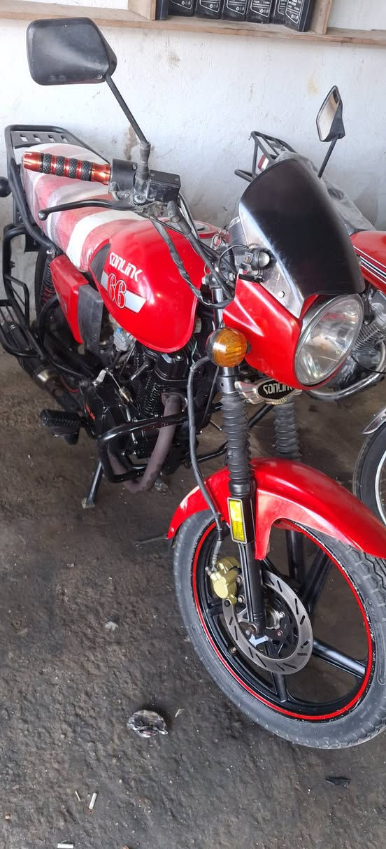 السلام عليكم دراجه دايون موديل 23 رقمه سنويه السعر خاص العنوان بابل  القضاء القاسم0781 920 7100
اخوان غير متواجد على الفيس راسلوني على الواتساب
