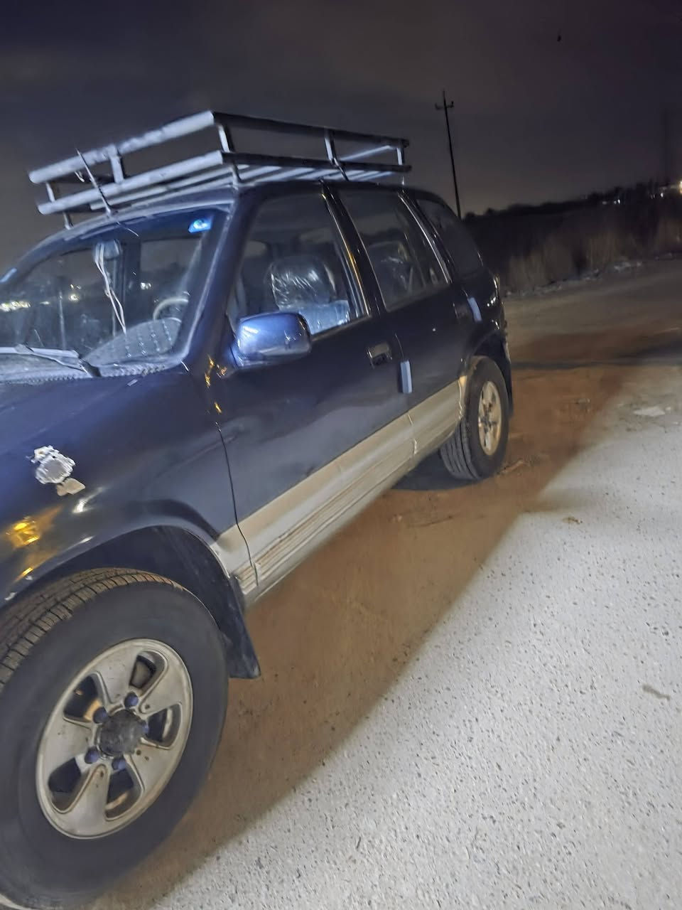 سلام عليكم سبوتج 1996سياره حلوه بمعنه الكلمه سياره كير اوتو مكينه فور اس رقم نكليزي سياره بسمي تجي تشوف وتاخذ مكاني بغداد بوب الشام س٥٠ وبيه مجال حك الجيه رقم *********** ابو كاظم
