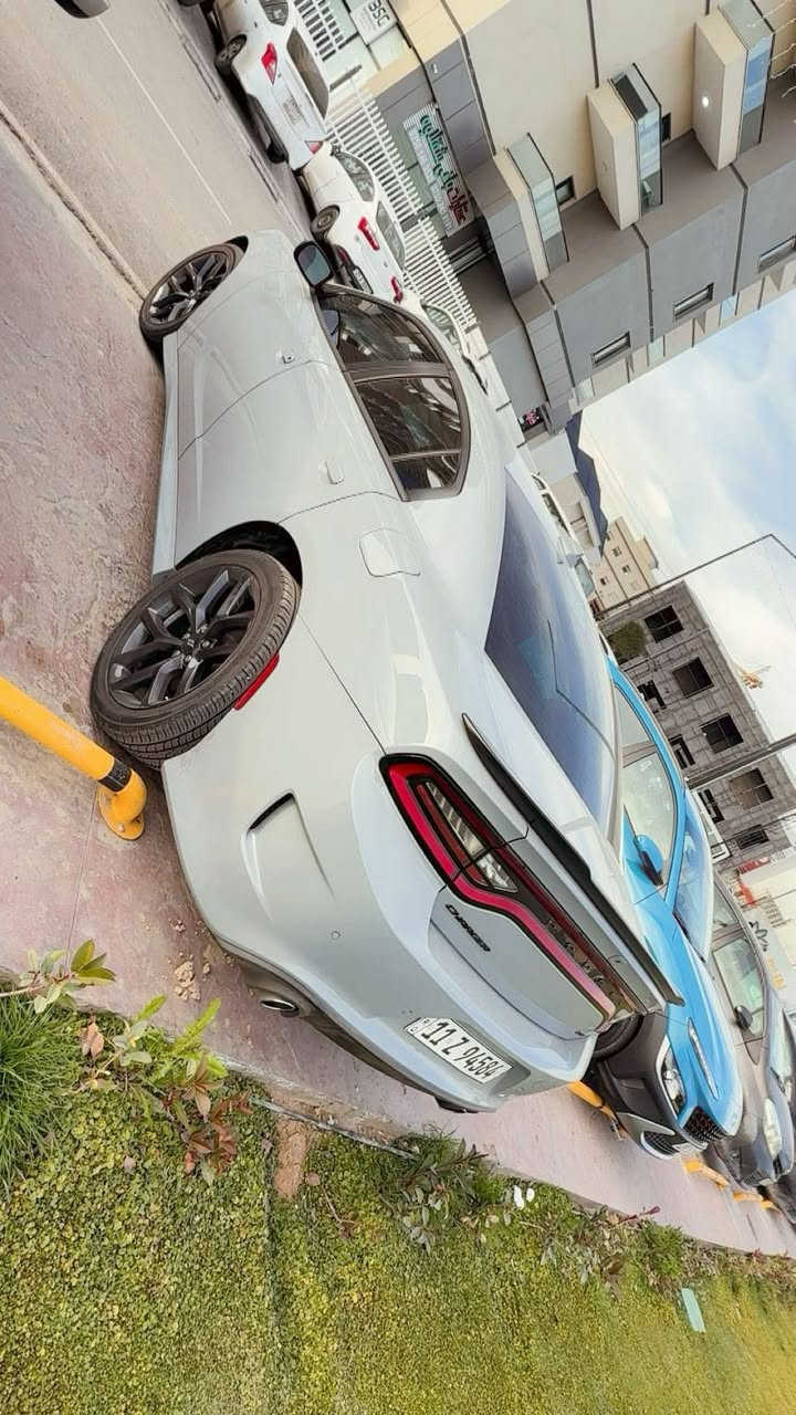 جيتي موديل 22 سموك بدون حادث اجت من امريكا بيه باب كلير وجنطه بدون تصليح بدون معجون باقي كفاله مكاني ناصرية مركز اخوان شراي يتصل صور حادث مرفق بلمنشور تصال***********
