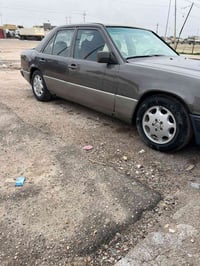 مرسيدس • موديل ٨٨ • رقم بصره