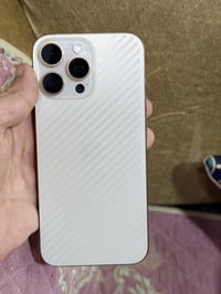 آيفون ١٦ برو ماكس • بطارية ١٠٠ • شحن ٧٣