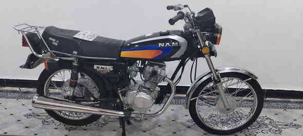 السلام عليكم دراجه نامه شلامجه الأصلي للبيع رقم وسنويه موديل 23 تحويل ثاني يوم كله شغاله السعر مليون و 900 ) 1900 وبيه مجال عنواني بالزبير الشراي يتصل ***********
