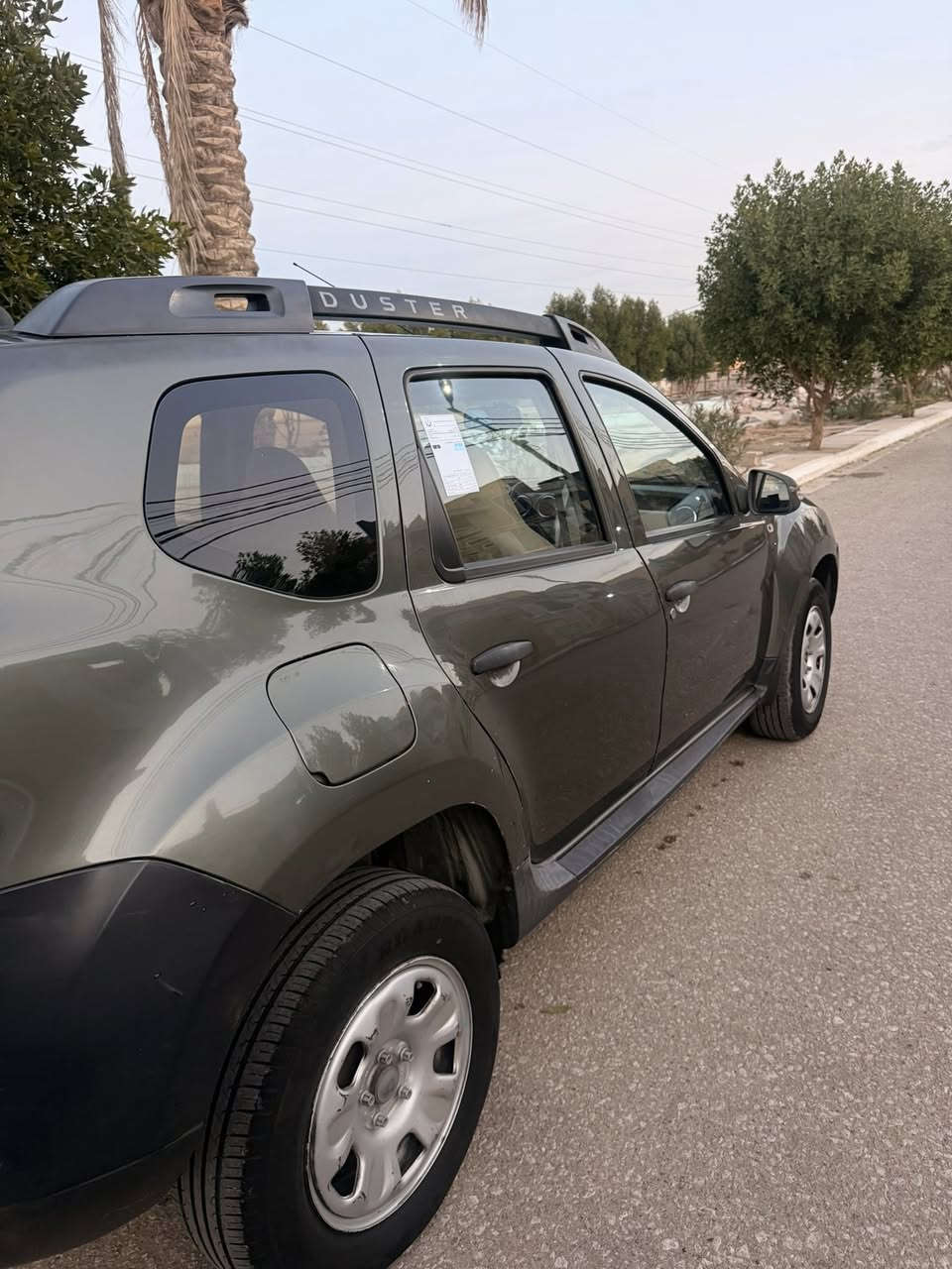 سلام عليكم رينو داستر للبيع او المراوس 
 2016 طالعه بنهاية ال17
مكينه و كير خير من الله كهربايات كله شغاله تايرات نضيفه قبل5اشهر شديتهن سنويه لحد 28 حداديه نضيفه السيارة اخت الجديدة غير متواجد عل ماسنجر فقط وستاب و اتصال *********** مكاني كربلاء الحر  السياره ب اسمي السعر87ورقه
