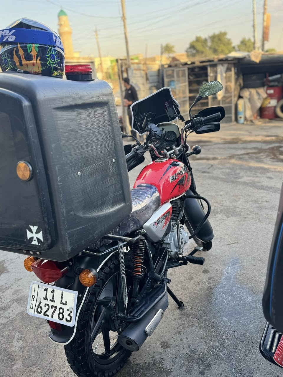 بوكسر 23 للبيع دراجه كفاله عامه جيب فيتر وياك وتعال مكاني بغداد جديده رقمً انكليزي ماشيه ٢٦ حقيقي دراجه خير من الله 
السعر 2650. وبيه مجال منظومه زنون بيه
***********
