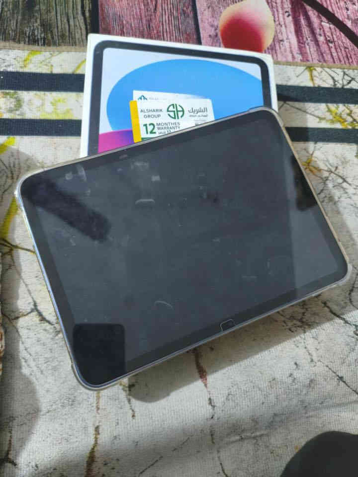 آيباد ايفون 10 
جهاز كلشي مابي نضيف كلش بعدا بضمانه 
بطاريه 100
ذاكره 64 
كامل ملحقات 
سعره 375 وبي مجال للشراي 
عنواني نجف حي القدس 
***********
