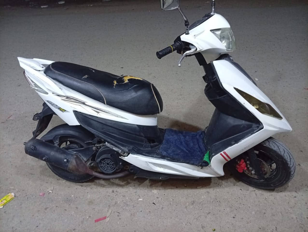 سلام عليكم أريد مراوس إب ماكس مكاني رمادي


**إذا كنت صاحب هذا الإعلان وتريد حذفه لأي سبب، رجاءا أرسل رسالة إلى الدعم الفني**