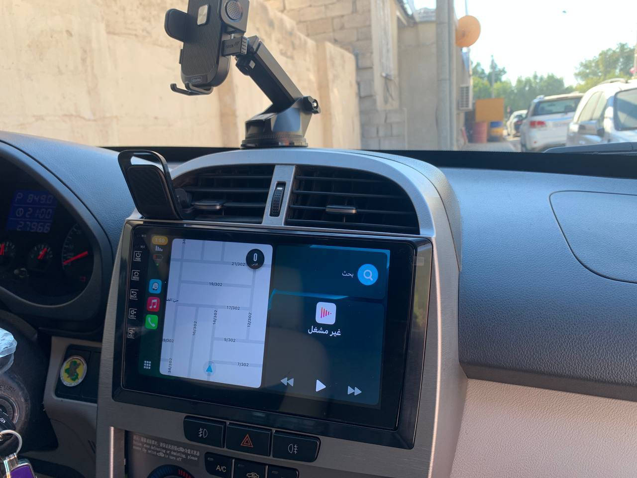 تيكو موديل 2018 رقم بغداد  ماشيه 27 الف سياره زيرو
كفاله عامه عدا ضربه خفيفه مرجعه على البارد وغير مصبوغة  
 كير ميكانيكي محرك 2000 
 المواصفات حساس خلفي 
تحكم سرعه 
شاشه ابل كار بلي 
فتحه سقف
اشاير بالمري 
تقفيل مري بل بصمه
تبريد ثلج  وتدفئه
زيرو بمعنى الكلمه  
العنوان الكوت واسط 
للاستفسار واتساب 
***********
