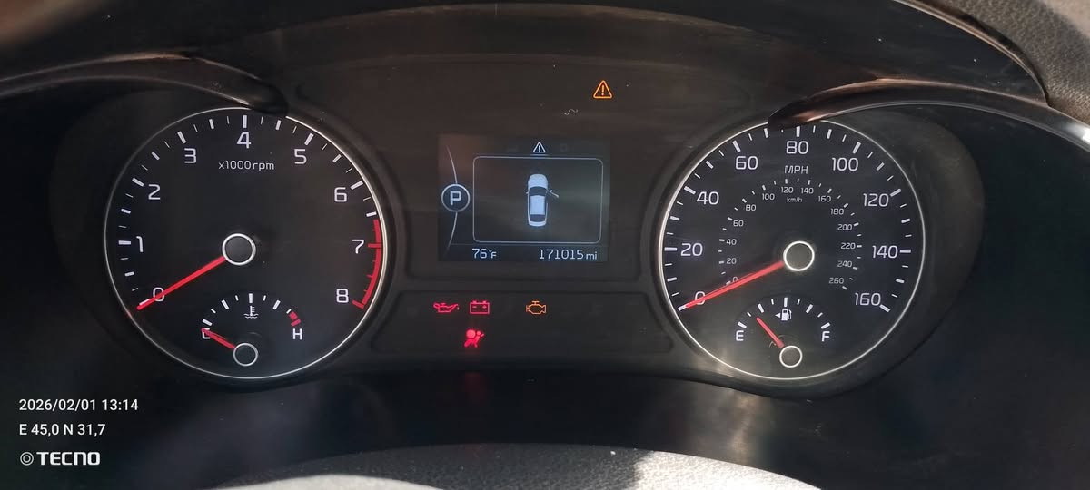 السلام عليكم للبيع سياره كيا اوبتيما موديل 2017 وارد امريكي محرك 2400 GDi السياره بسمي رقم نكليزي قادسيه مداور ثاني يوم يمته ما تريد حادث 2 بيبان مبدلات ومصبوغات المكان الديوانية قضاه الحمزة الشرقي السعر 130 وبيه مجال الاستفسار الاتصال على رقم ***********
***********
