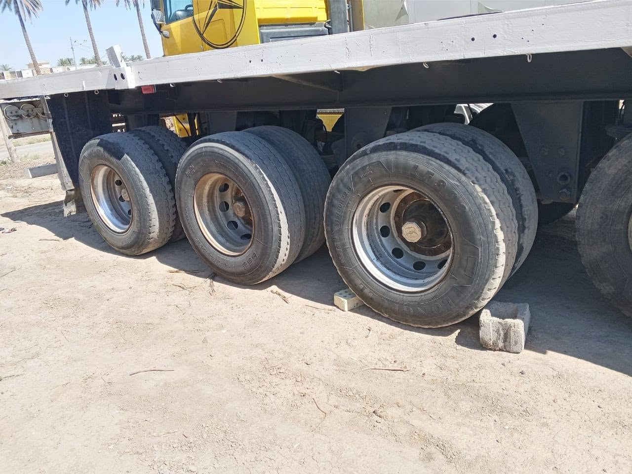 سلام عليكم عربانه لبيع حداديه 4محاور 1360 شاصي 16 نتصل ***********
