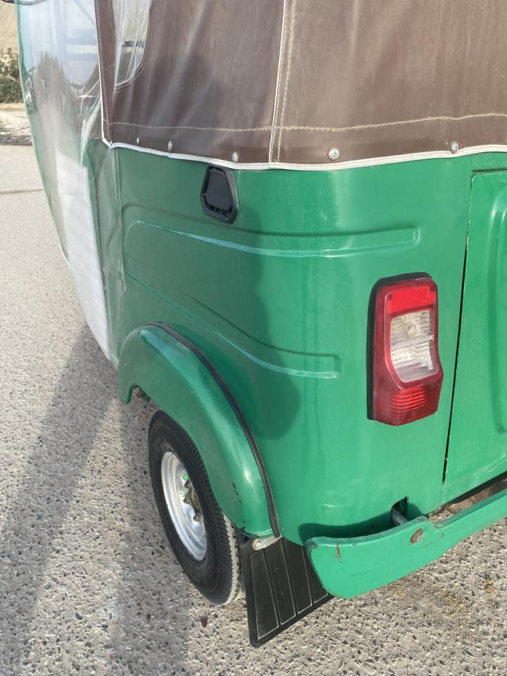 سلام عليكم تكتك 2022 شهر 7 تكتك رقم وسنويه تحويل ثاني يوم مكينه مكفوله خير من الله تكتك بيهة ضربهة بل صفحه اليسره مسمكره ومصبوغه بس اصفحه اليسره تكتك كلش حلوة وكاعده العنوان بغداد الامين الثانيه للستفسار  ‭٠٧٧٧ ٧٩٤ ٥٧٦٤‬
