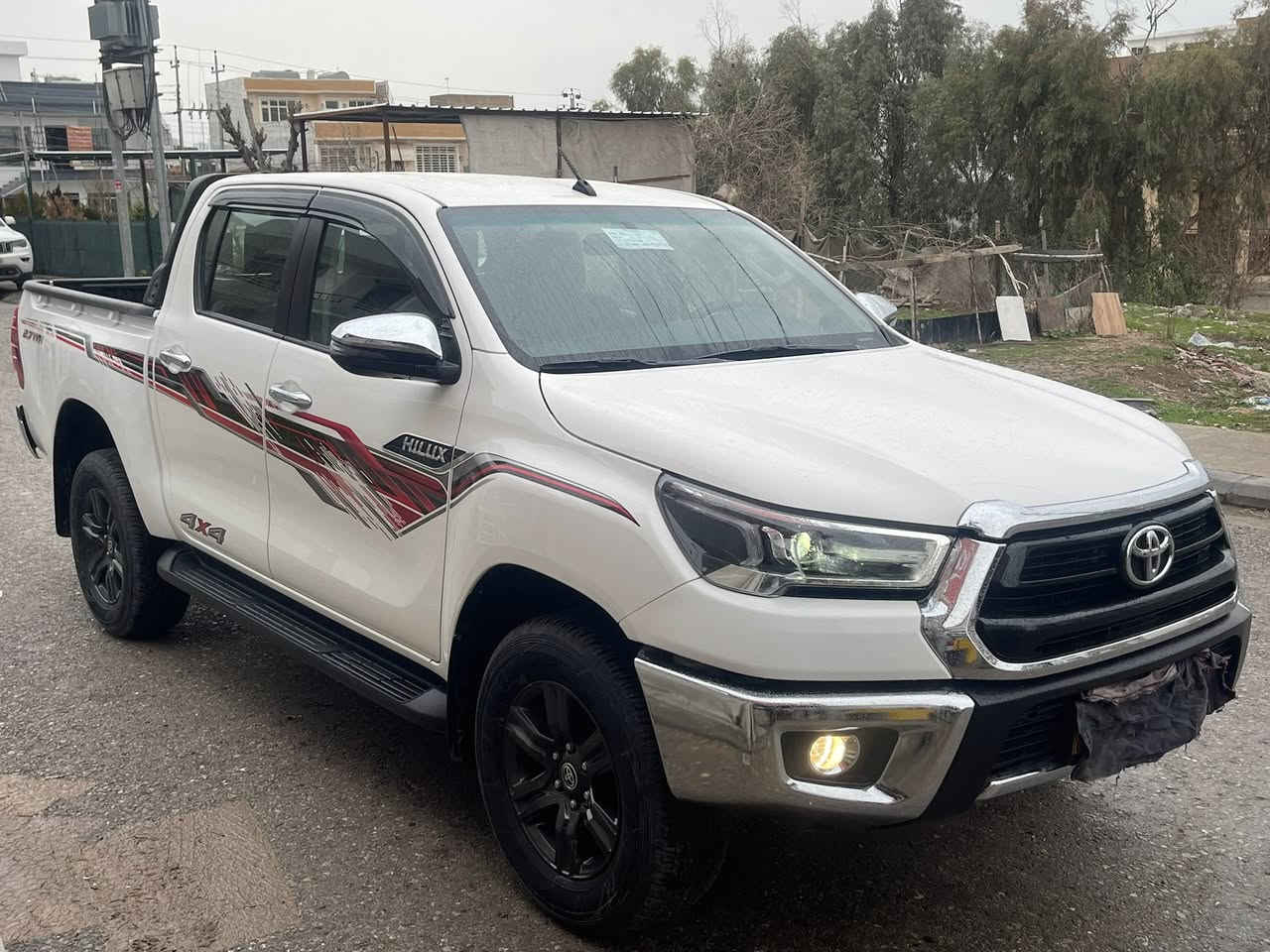 تویتامەرزیە
ئۆتۆماتیک
فول مواسەڤات
بەسمە
شەغال
كوشن ساردوگەرم 
سەنەوی تازە
تەنها٢٩هەزار ڕۆشتوە
جوار تایەو ویلی لۆکی شەریکەی لەژیردایە

شوین
سلیمانی
***********
