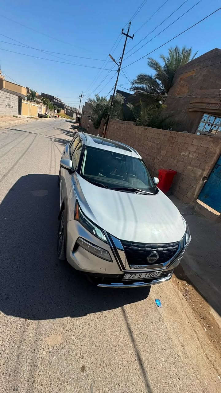 للبيع نيسان روج ٣ بستم موديل ٢٠٢٢ بلاتينيوم فول واحد على واحد ضرر بنيد فقط  بدون دواخل للاستفسار *********** وتساب
