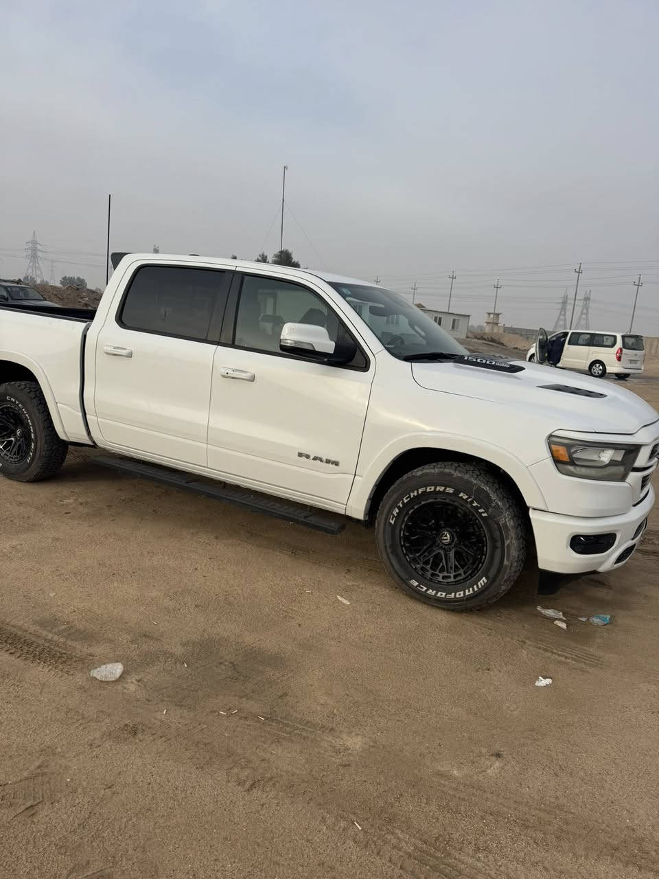 رام … لارمي … سبورت ٢٠٢٢ … ٨ سلندر … رقم بصرة ومكان السيارة بالبصرة … للاستفسار الاتصال على الرقم ***********
