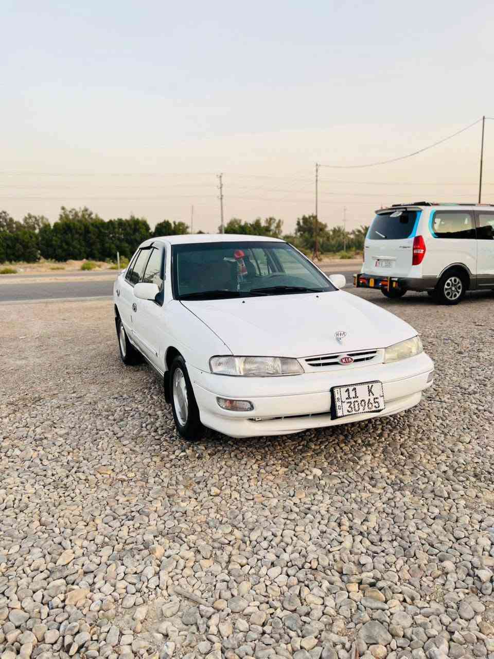 للبيع كيا سيفا موديل 1995رقم بغداد انكليزي بسمي جاهزه سياره من كل نقص كهربائيات حداديه مكينه كير  كله جديد فقط تبريد غاز صبغ تلكيط ابيع احزام اترايك وين ماتريد سعر 40 عنوان بابل الشوملي للستفساره ***********
