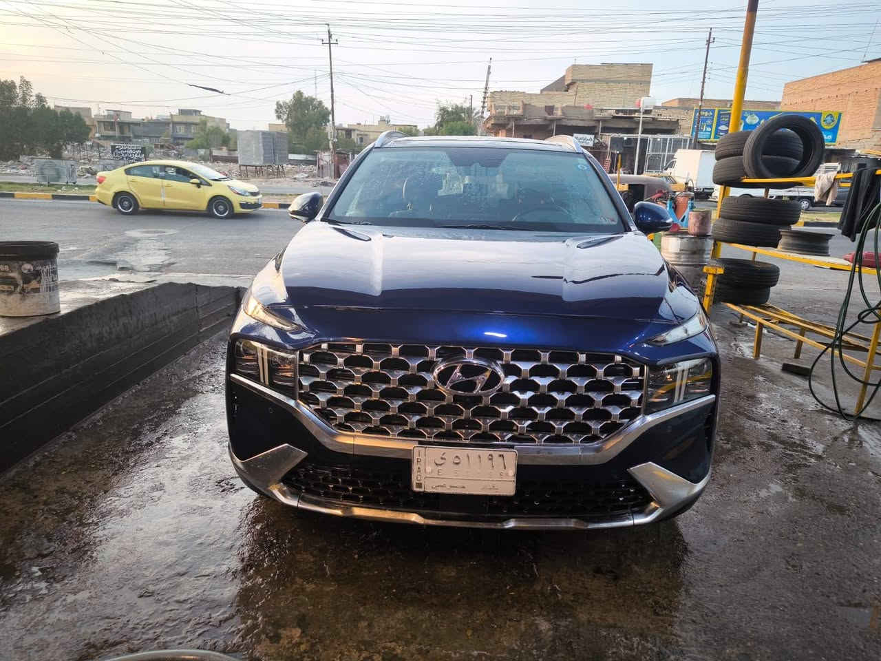 السلام عليكم سنتافي 2022 وارد امريكي
♦️لمتدد ماشية 37 m
♦️ كشن ميموري
♦️ السايق والراكب كهرباء
♦️الكشنات الخلفية تدفئة
♦️ تتقدم وتترجع من البصمة 
♦️كامرات 360 درجة 
♦️محرك 2.5تيربو 
♦️تبريد وتدفئة كشنات 
♦️كاميرات بالدشبول بالاشارة 
♦️رادارات 360 درجة 
♦️قيادة شبه ذاتية 
♦️بنوراما
♦️اوتو هولد سايد بريك دكمة
♦️حساسات امامية وخلفية
♦️راداد امامي وخلفي نقطة عمياء 
وبعد هواي مواصفات
✨✨حادثـــــها✨✨
 بابين تفصيخ مبدلات ومصبوغات
 وحافة الجنطة من جوه كد شبر
طاك ايرباك بردة ومصلحه يم مكتب الامين
وبيهه 3 شخوط بسيطة 
. 
 رايدهه 210 ورقة وبيهه مجال
السياره اديرلها كله محسن وادامة كل فترة 
مكان السيارة بغداد الحسينية شارع ابو سمير
للاستفسار على الرقم
***********
***********
