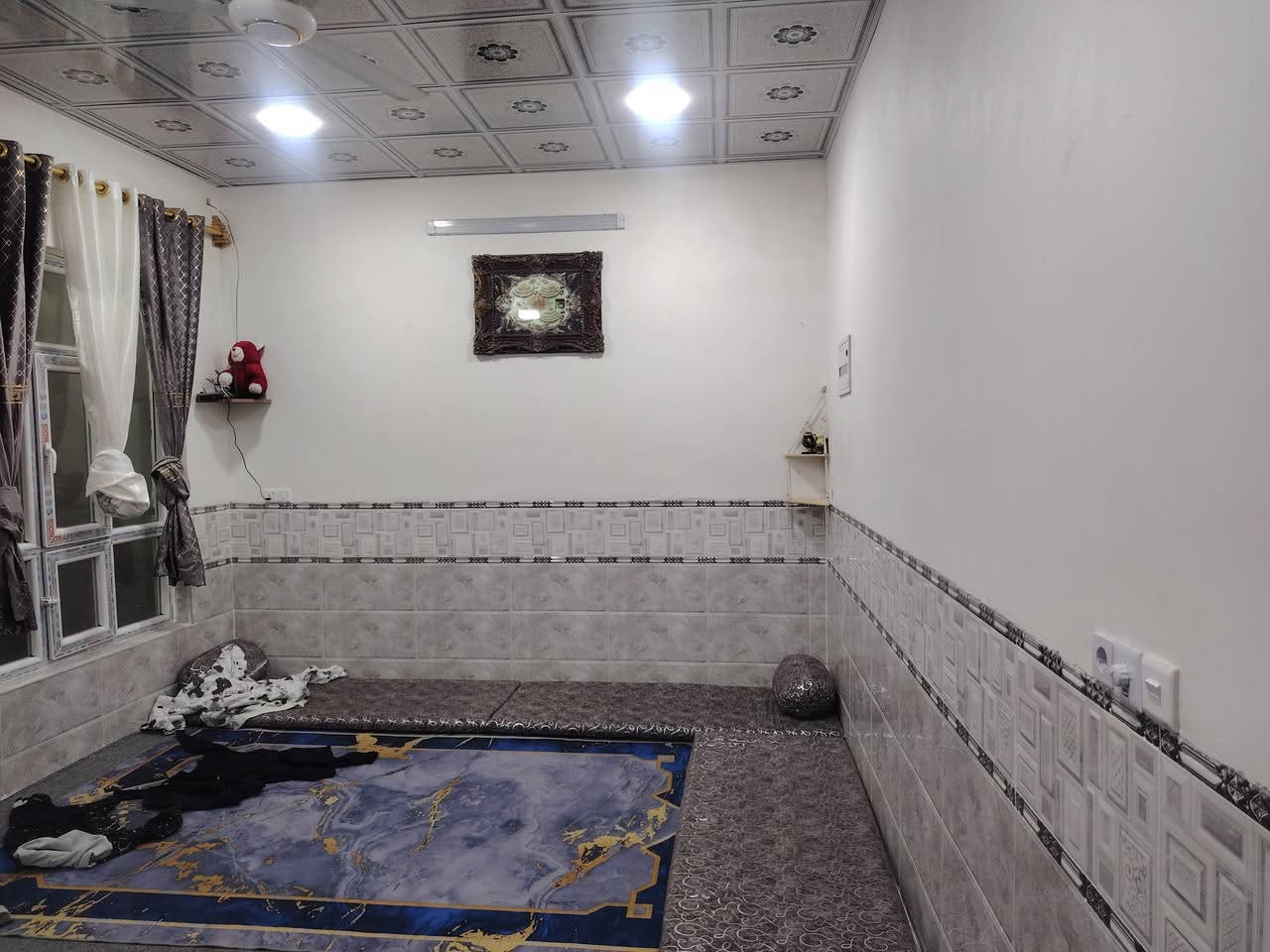 دار للبيع كركوك حي الحجاج خلف مجمع ماشاءالله
طابو صرف بأسم شخص يتكون من طابق واحد مساحة 170درج خارجي للاستفسار الاتصال على الرقم ***********
