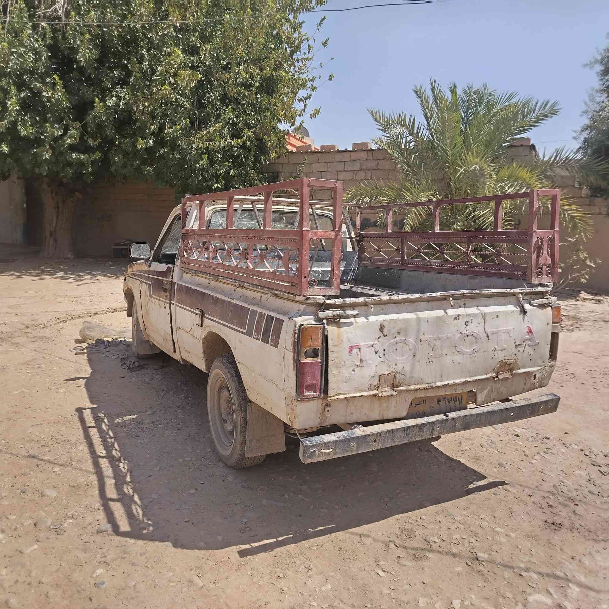 السلام وعليكم
بيكم تيوتا موديل 78

السعر مليون

***********
