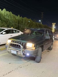 jeep. مديل 1997 بلاديه من دعاميه للدعاميه  برغي مابيه نقص حداديه جاهزا...